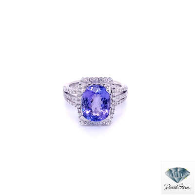 3.15 CT Oval Tanzanite Faceted Cluster Ring in 14kt White Gold.