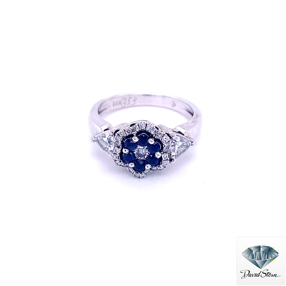 0.60 CT Round Sapphire Faceted Cluster Ring in 18kt White Gold.